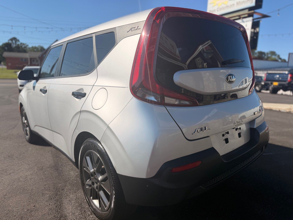 2021 Kia Soul Image 7