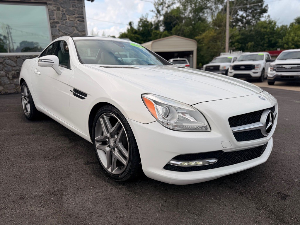 2015 Mercedes-Benz SLK-Class Image 3