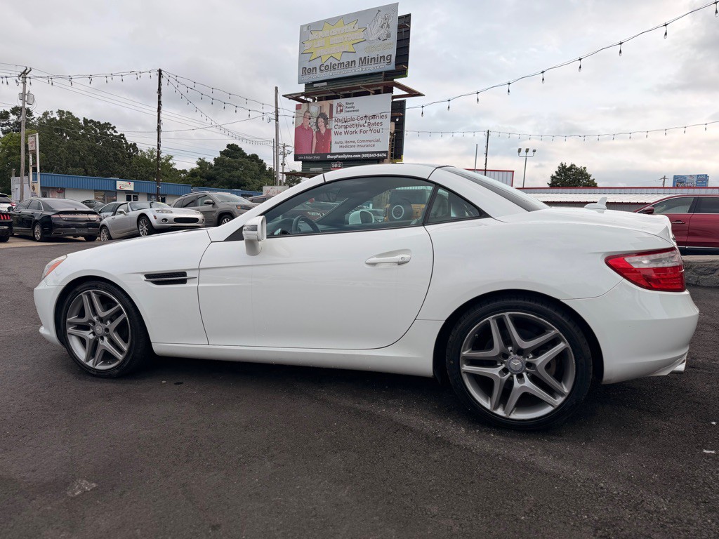 2015 Mercedes-Benz SLK-Class Image 8