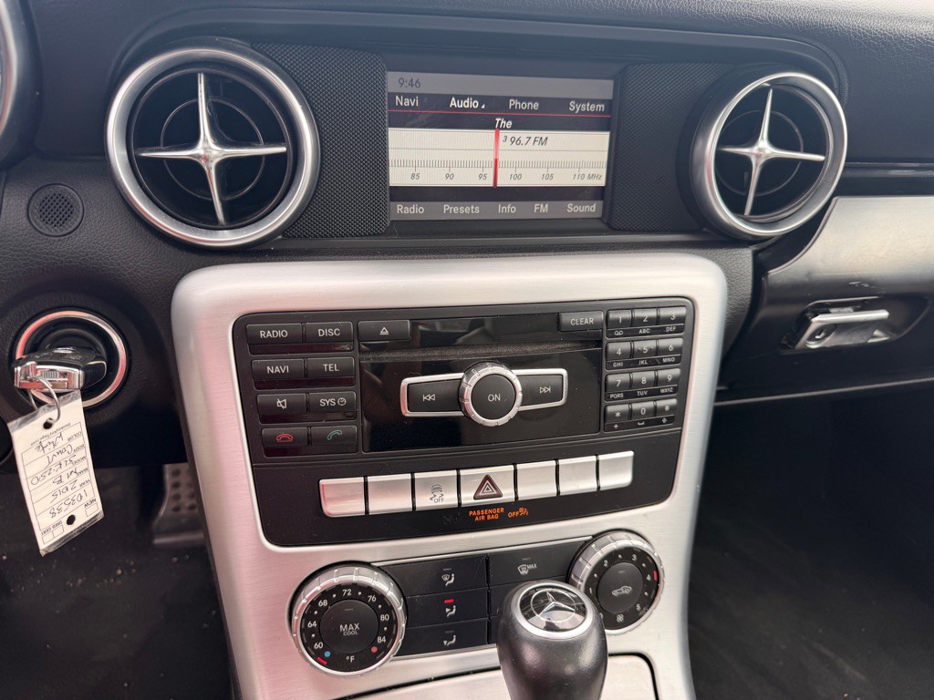 2015 Mercedes-Benz SLK-Class Image 15