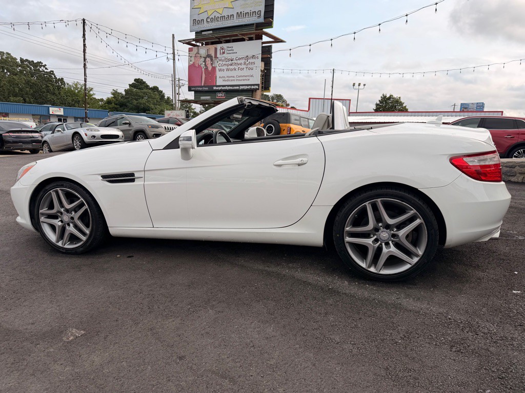 2015 Mercedes-Benz SLK-Class Image 31