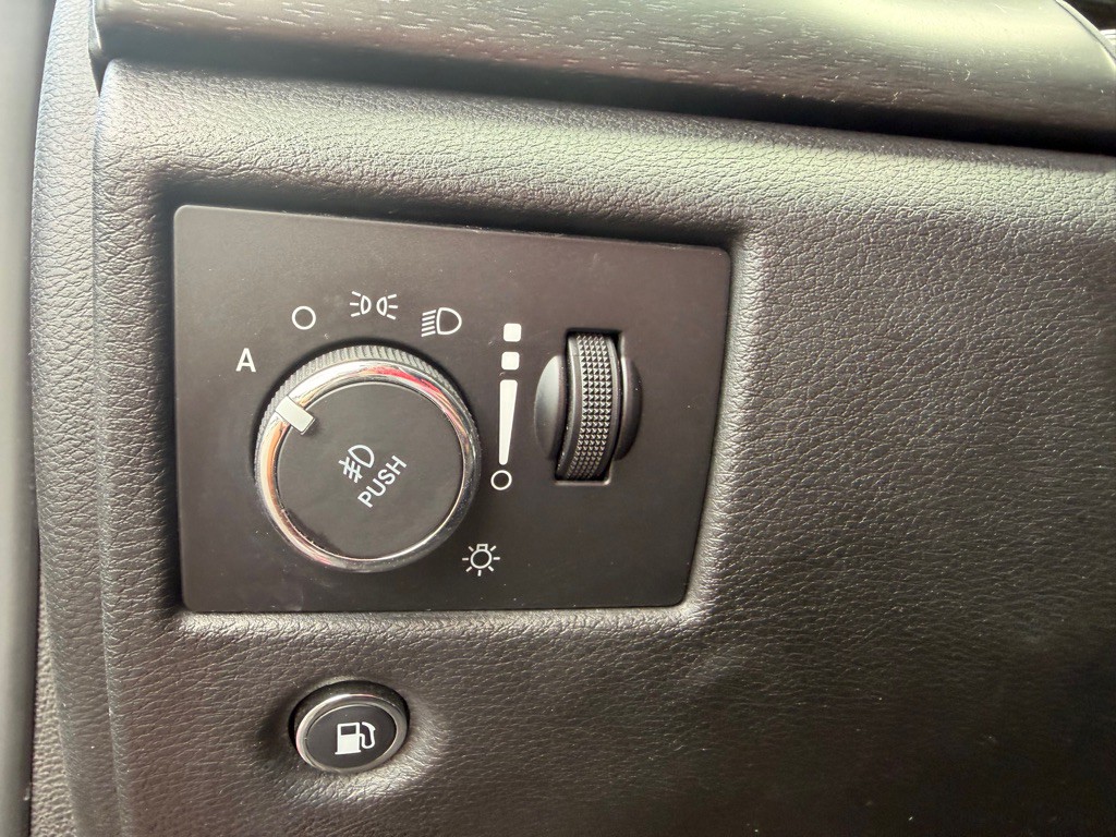 2018 Jeep Grand Cherokee Image 12