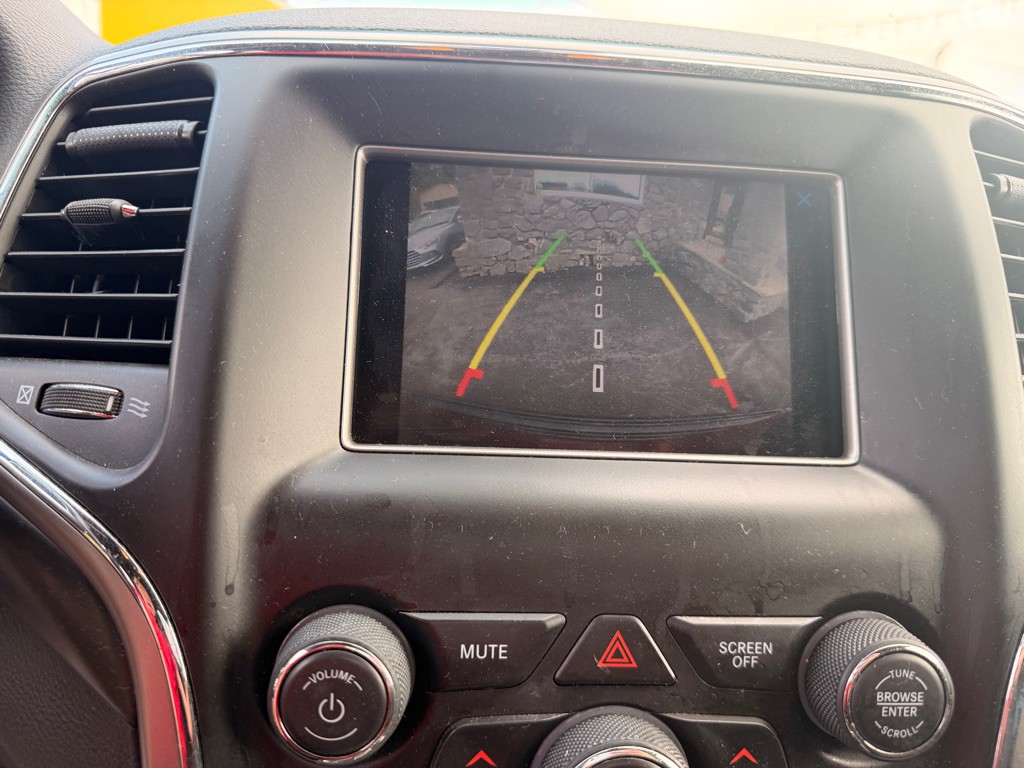 2018 Jeep Grand Cherokee Image 16
