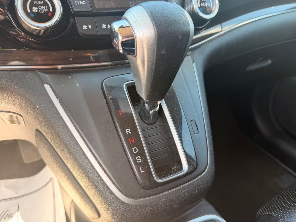 2015 Honda CR-V Image 18