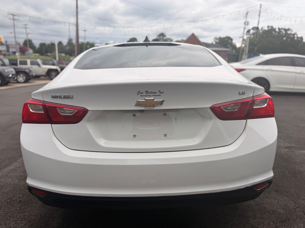 2016 Chevrolet Malibu Image 6