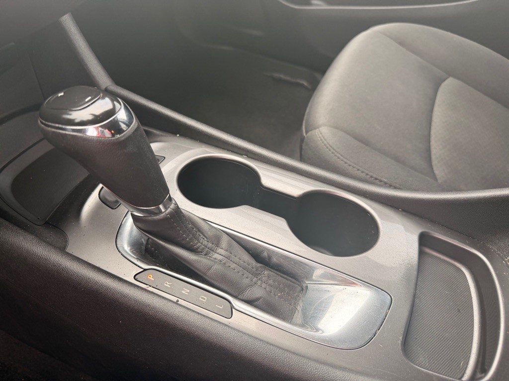2016 Chevrolet Malibu Image 18