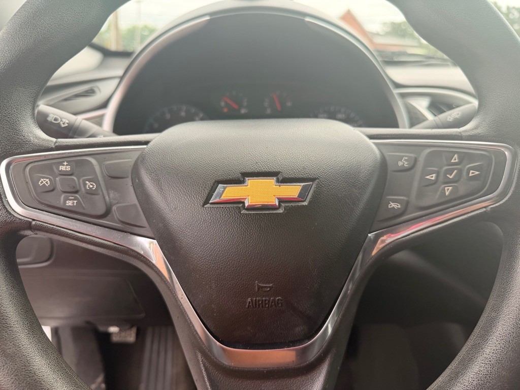 2016 Chevrolet Malibu Image 21
