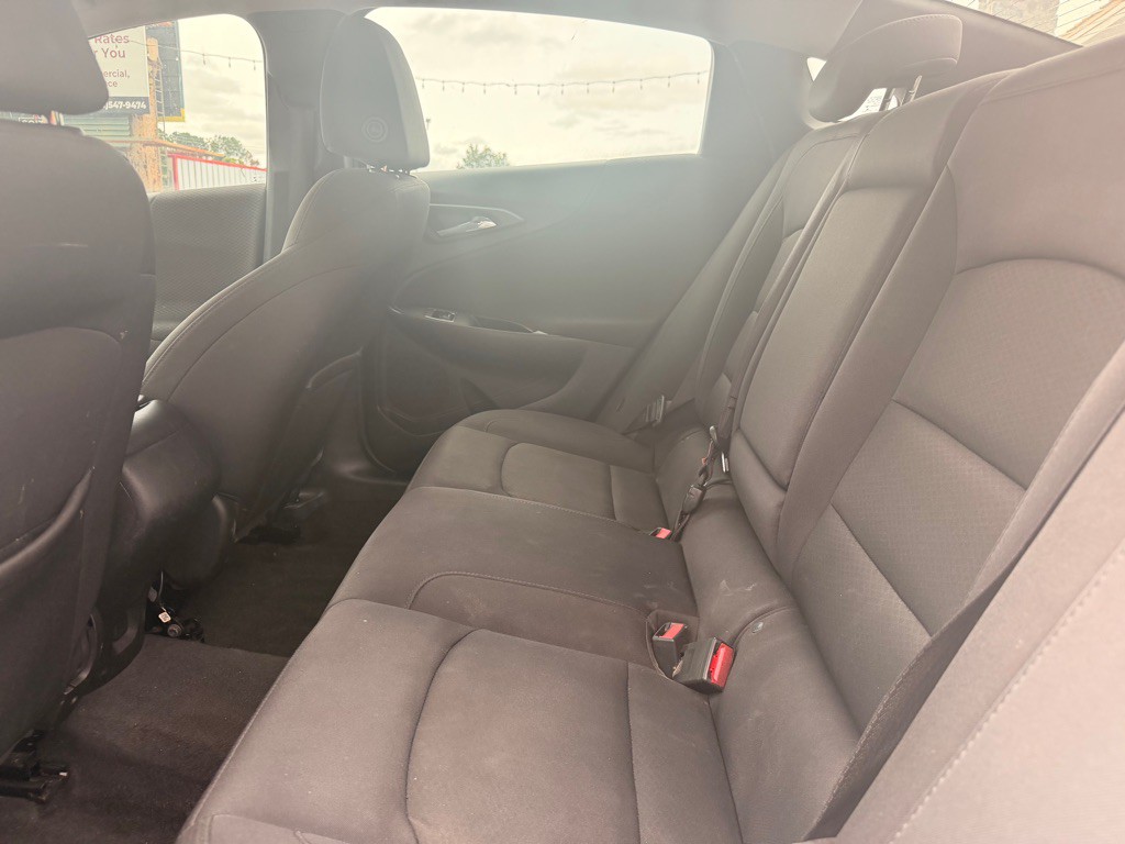 2016 Chevrolet Malibu Image 23