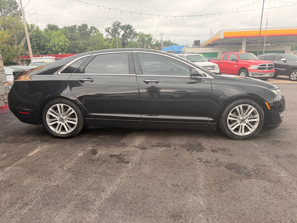 2016 Lincoln MKZ Image 4