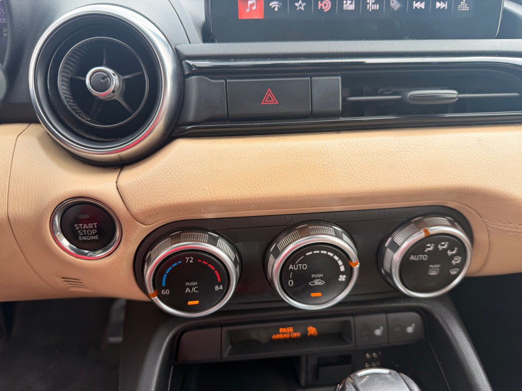 2016 Mazda MX-5 Miata Image 15