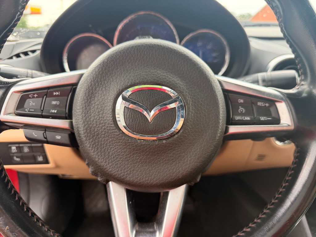 2016 Mazda MX-5 Miata Image 21