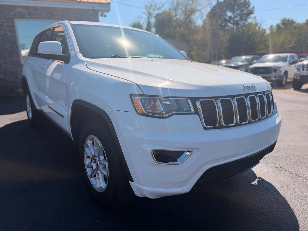 2018 Jeep Grand Cherokee Image 3