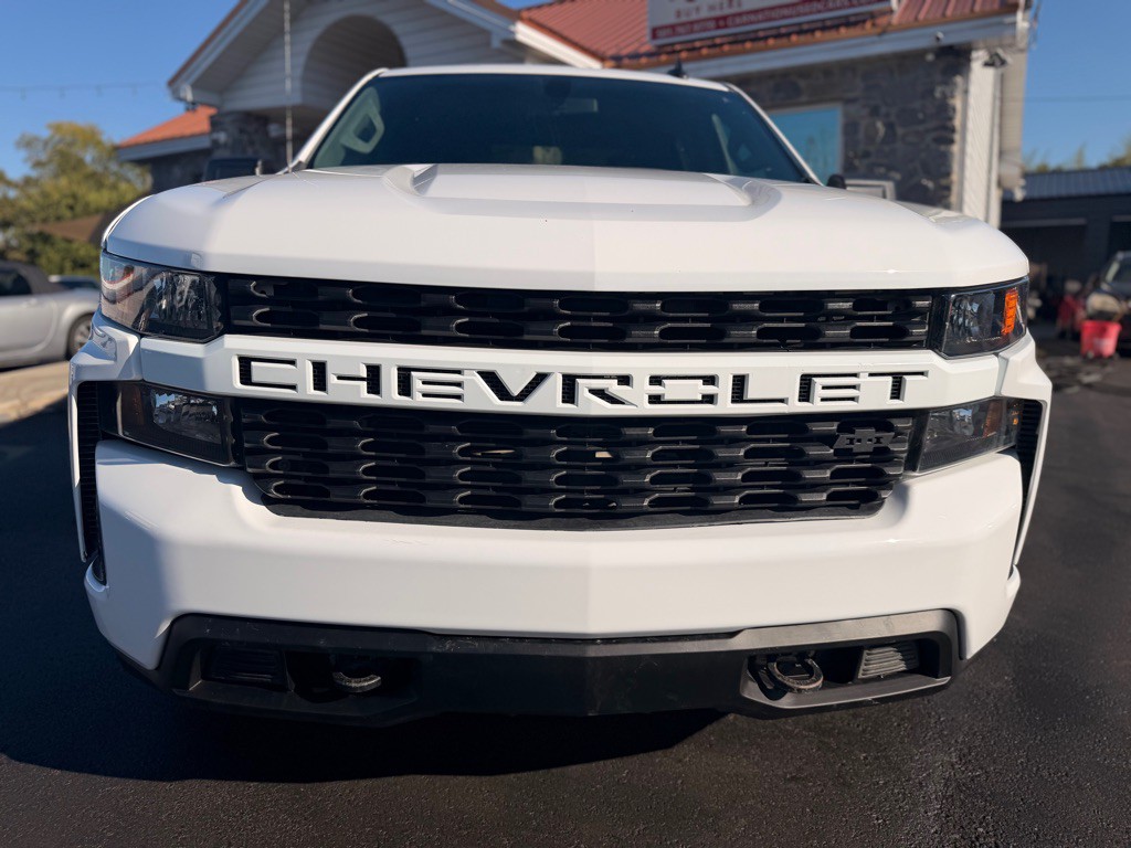 2021 Chevrolet Silverado 1500 Image 2