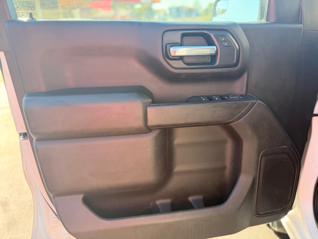 2021 Chevrolet Silverado 1500 Image 9