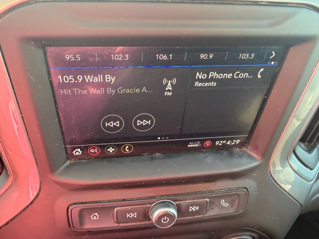 2021 Chevrolet Silverado 1500 Image 17