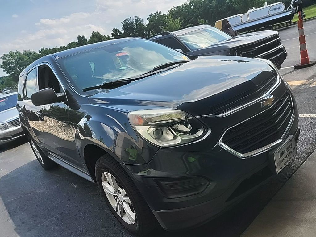 2017 Chevrolet Equinox Image 1