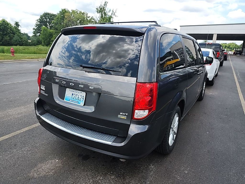 2019 Dodge Grand Caravan Image 3