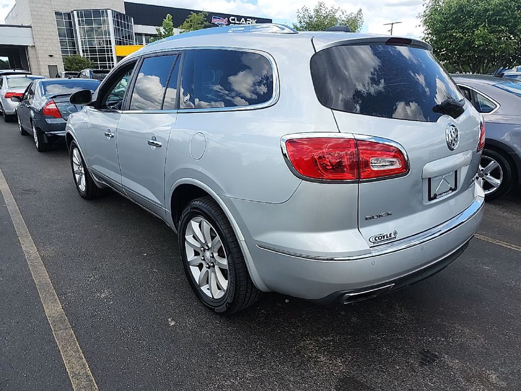 2017 Buick Enclave Image 4