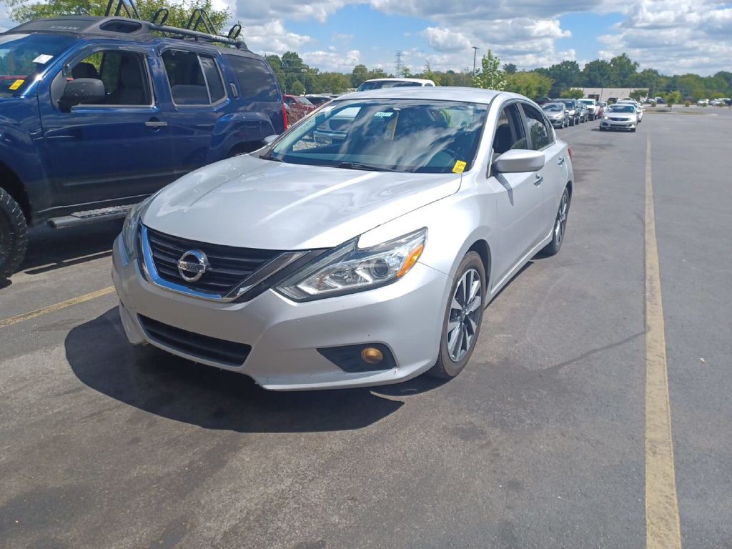 2017 Nissan Altima Image 1