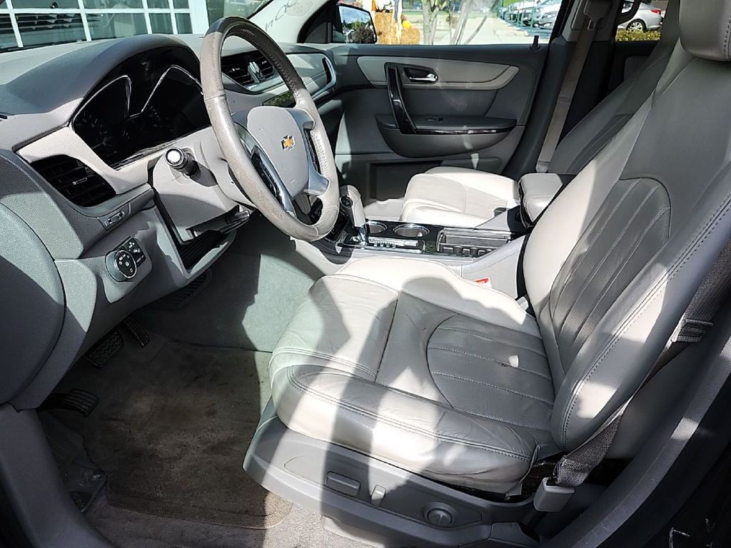 2015 Chevrolet Traverse Image 4