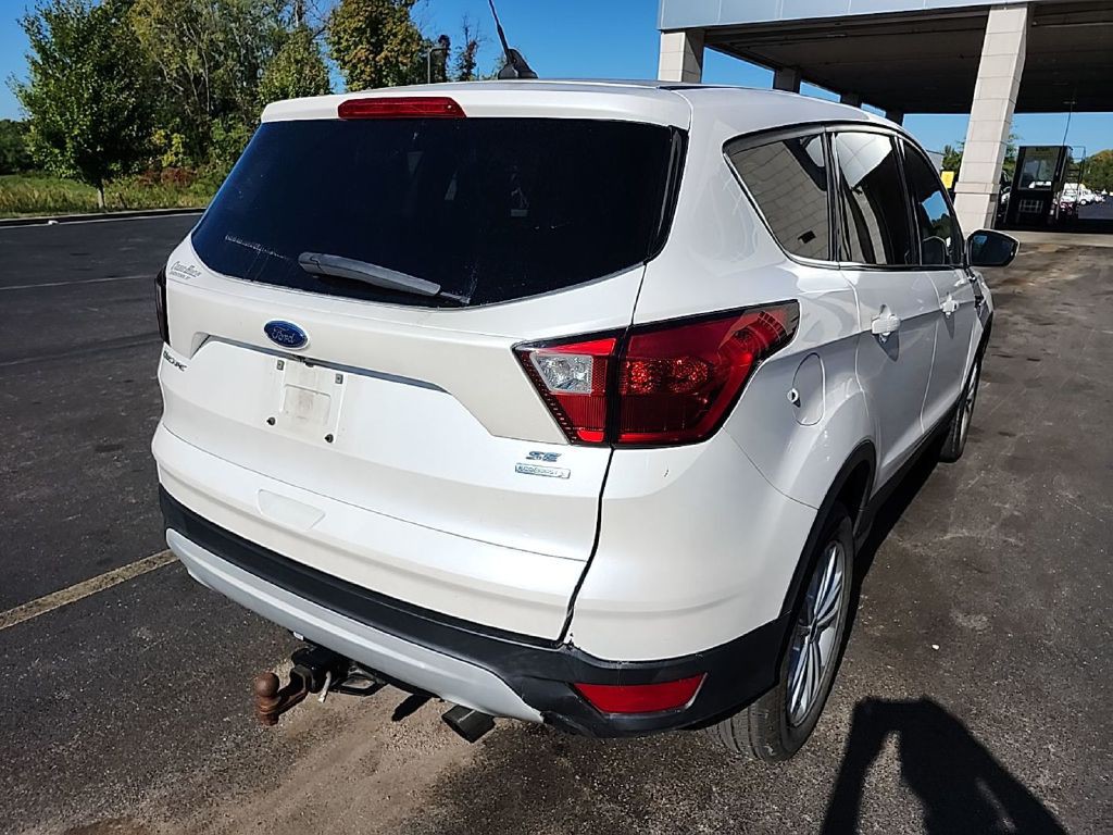 2019 Ford Escape Image 3