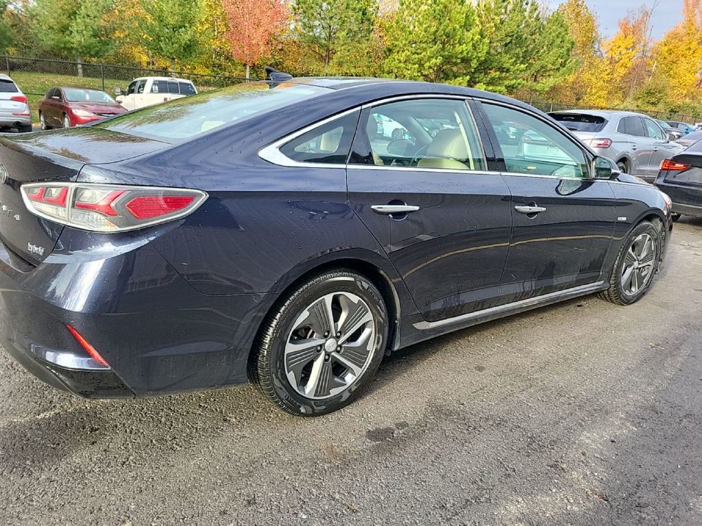 2019 Hyundai Sonata Image 2