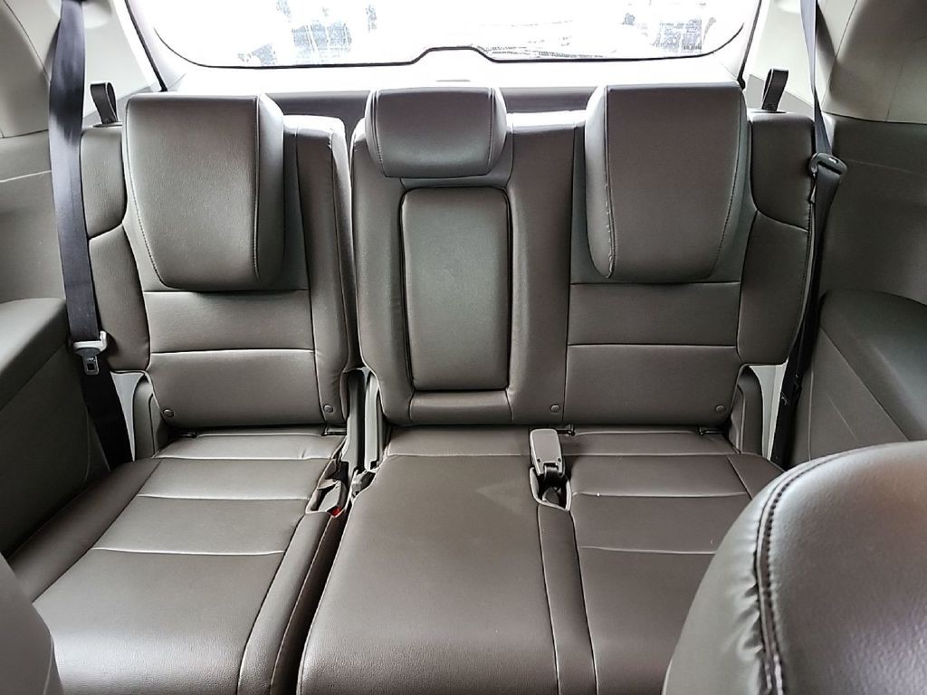 2015 Honda Odyssey Image 9
