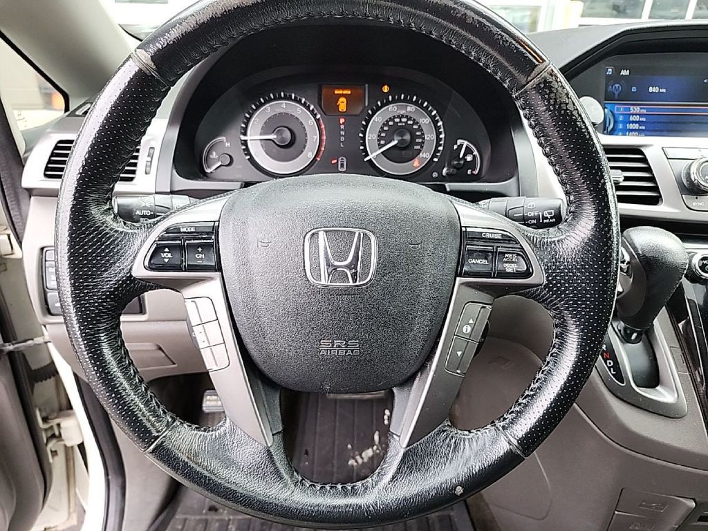 2015 Honda Odyssey Image 11