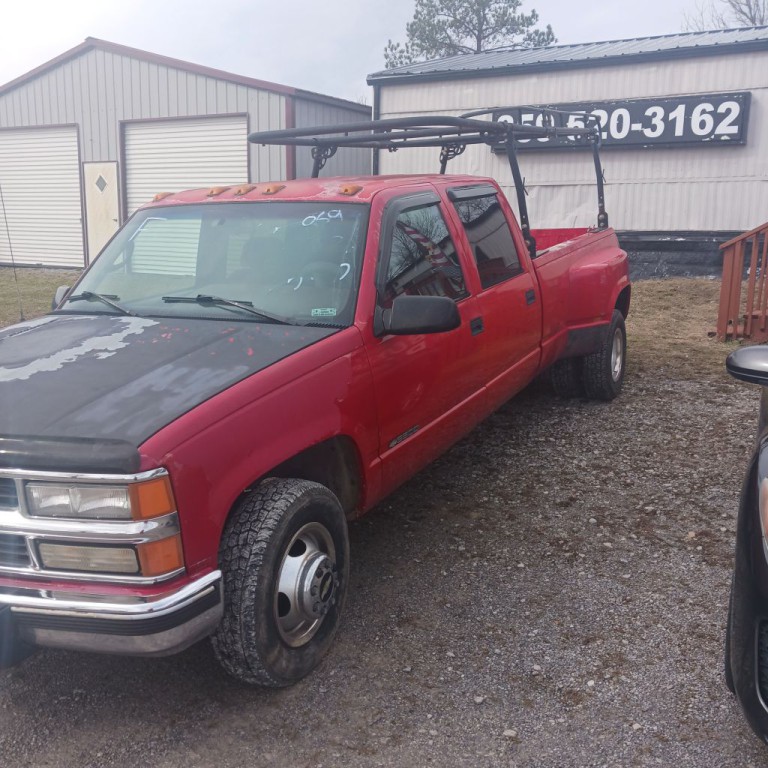 1996 Chevrolet C/K Image 2