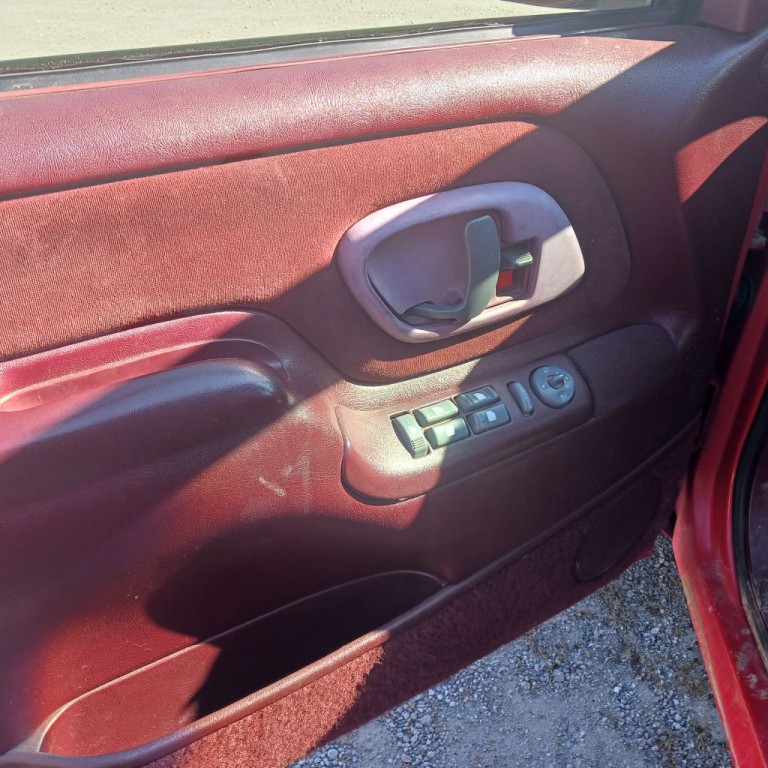 1996 Chevrolet C/K Image 3