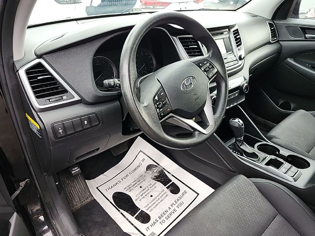 2017 Hyundai Tucson Image 11