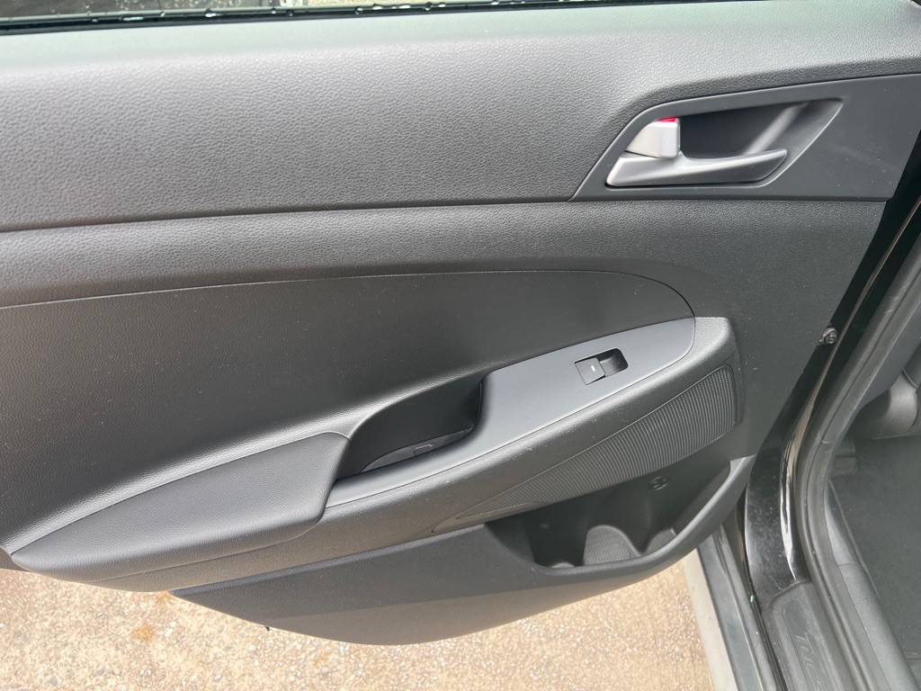 2017 Hyundai Tucson Image 12