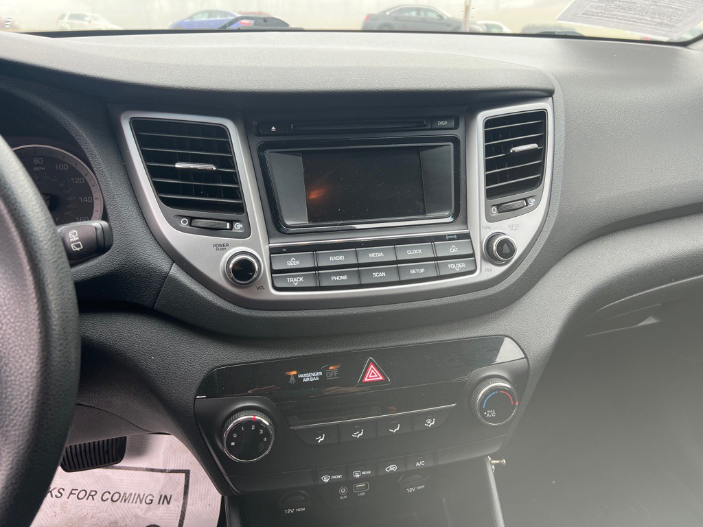 2017 Hyundai Tucson Image 18