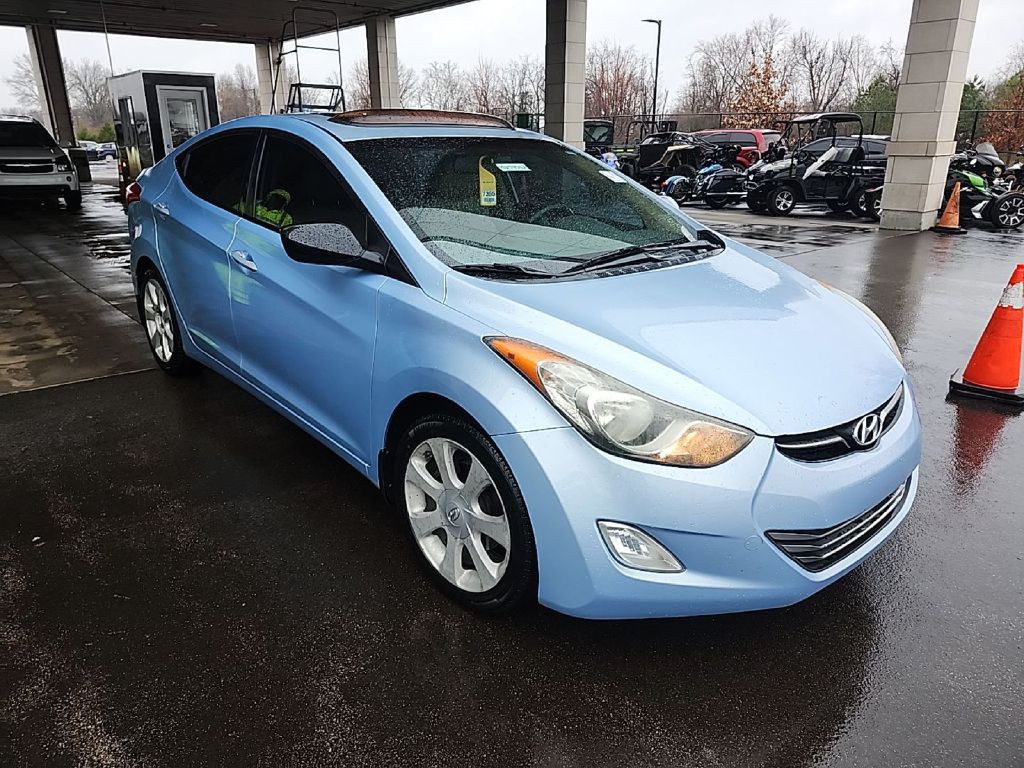 2012 Hyundai Elantra Image 2