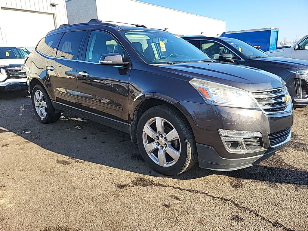 2017 Chevrolet Traverse Image 5