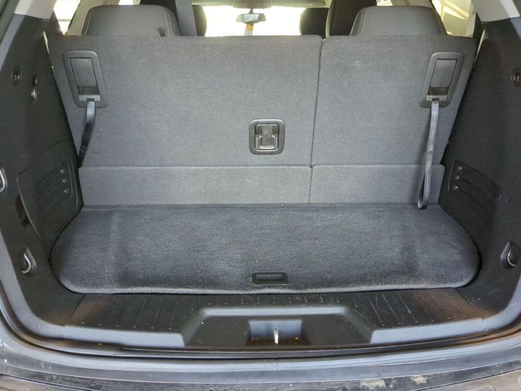 2017 Chevrolet Traverse Image 10