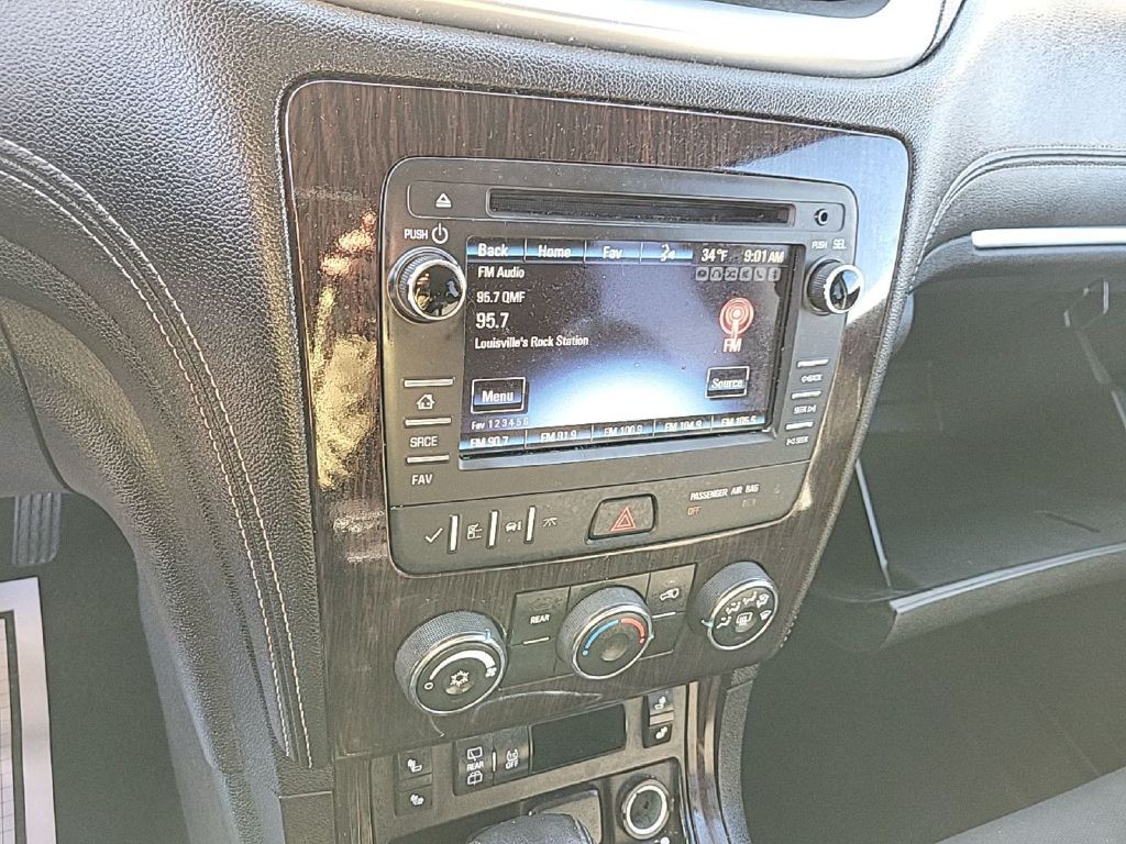 2017 Chevrolet Traverse Image 14