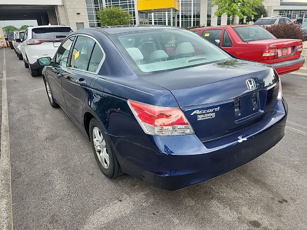2010 Honda Accord Image 5