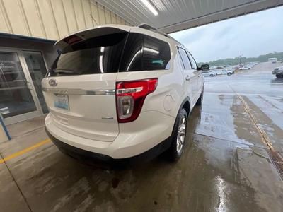 2015 Ford Explorer Image 8