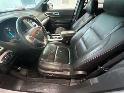 2015 Ford Explorer Image 12