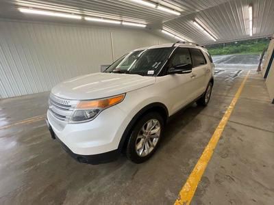 2015 Ford Explorer Image 1