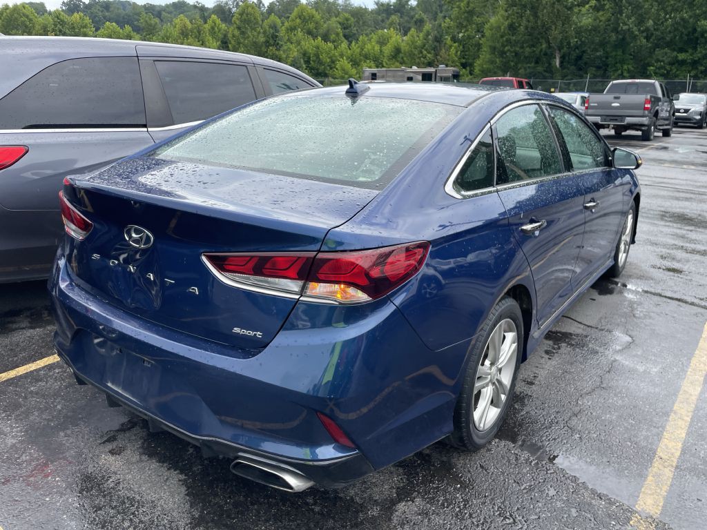 2018 Hyundai Sonata Image 2