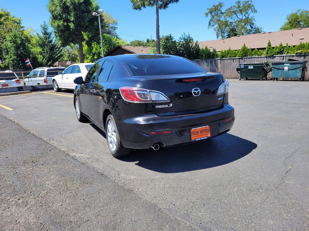 2013 Mazda Mazda3 Image 3
