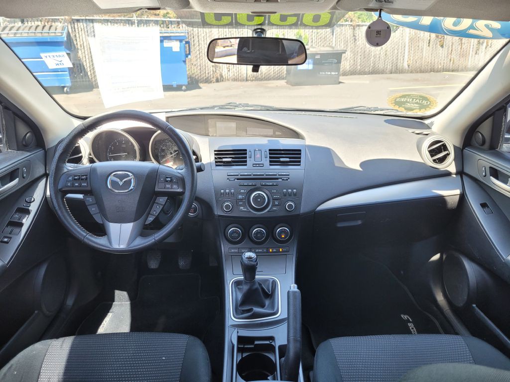 2013 Mazda Mazda3 Image 7