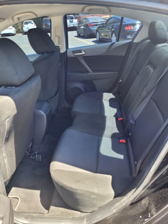 2013 Mazda Mazda3 Image 9