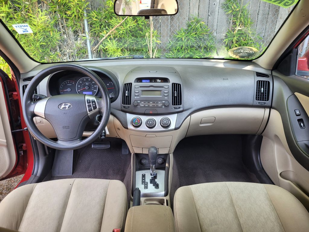 2010 Hyundai Elantra Image 7