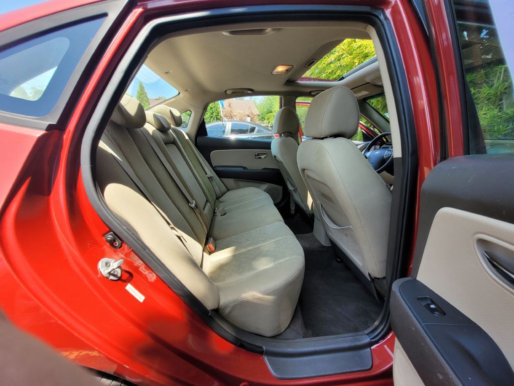 2010 Hyundai Elantra Image 11