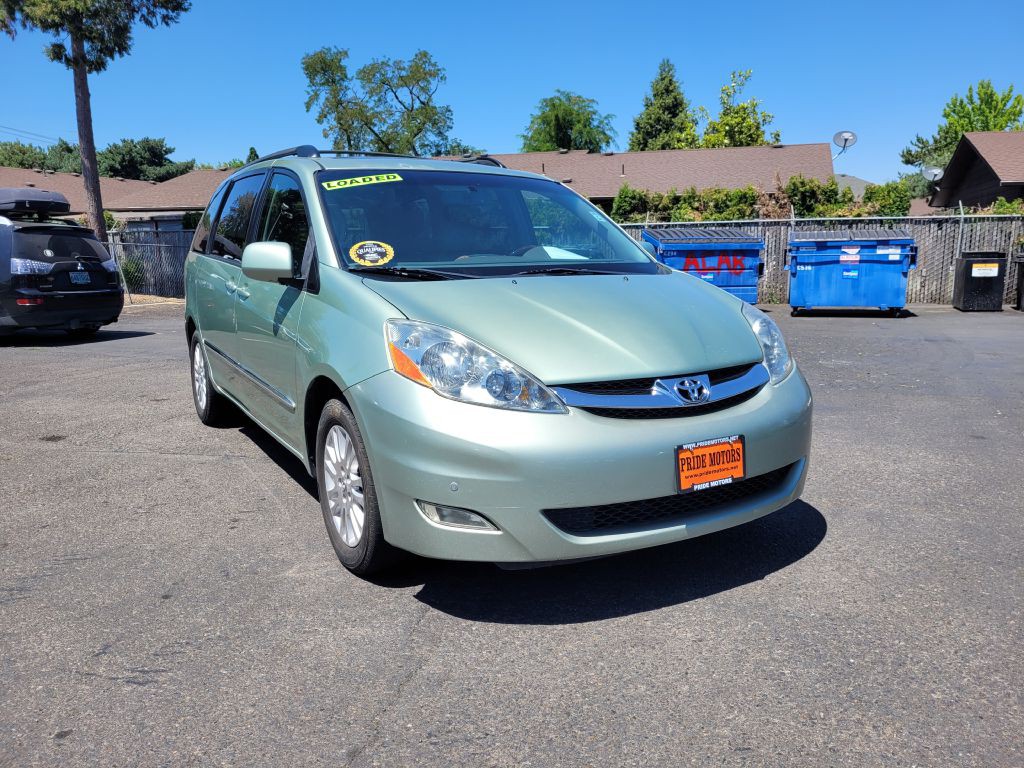 2008 Toyota Sienna Image 4
