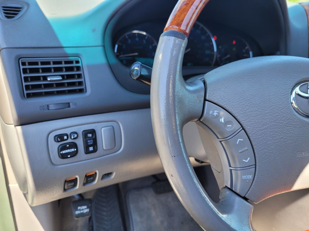 2008 Toyota Sienna Image 15
