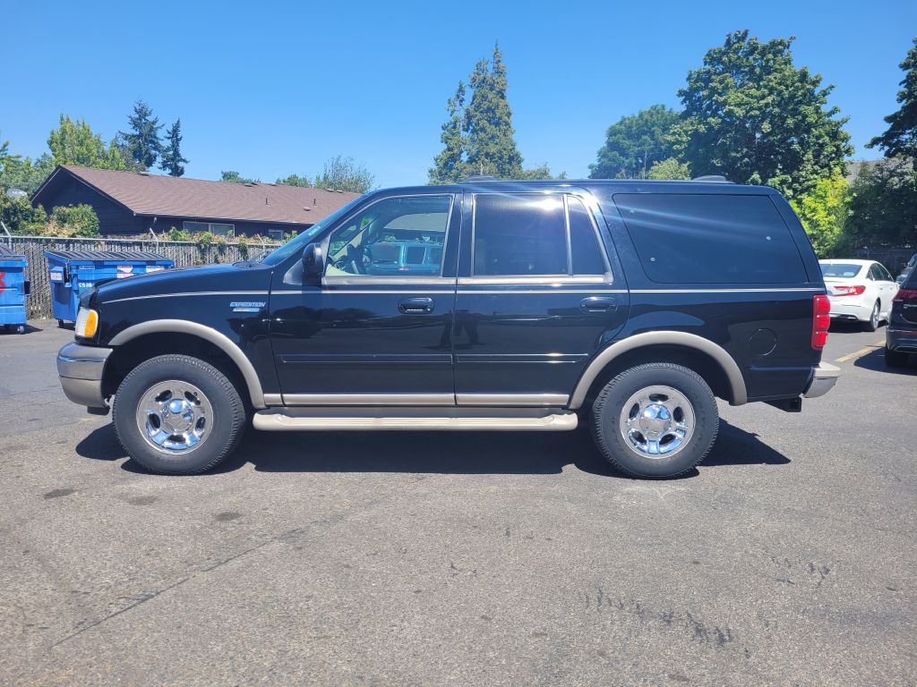 2002 Ford Expedition Image 2